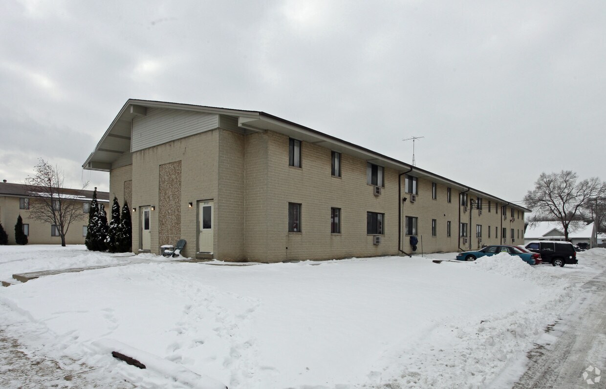 Foto del edificio - 5112-5116 Pershing Blvd