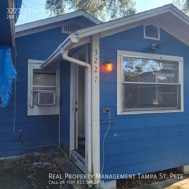 Foto del edificio - ***AVAILABLE FOR IMMEDIATE MOVE IN***