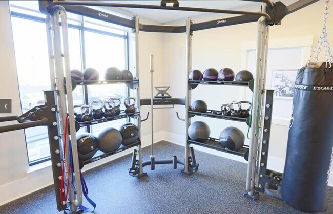 Foto del edificio - 1579 Millspring Dr