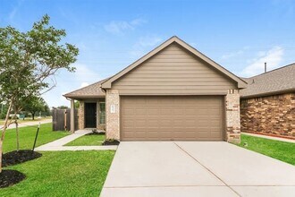 Building Photo - 6303 Austinville Dr