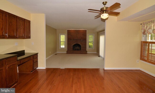 Building Photo - 43493 Golden Meadow Cir