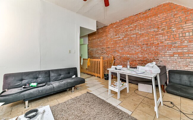 Foto del edificio - 4 br, 2 bath House - 3206 Kennett Sq