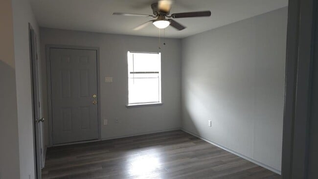 Building Photo - 10209 Wiggins St