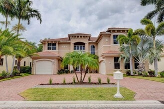 Building Photo - 6669 Cobia Cir