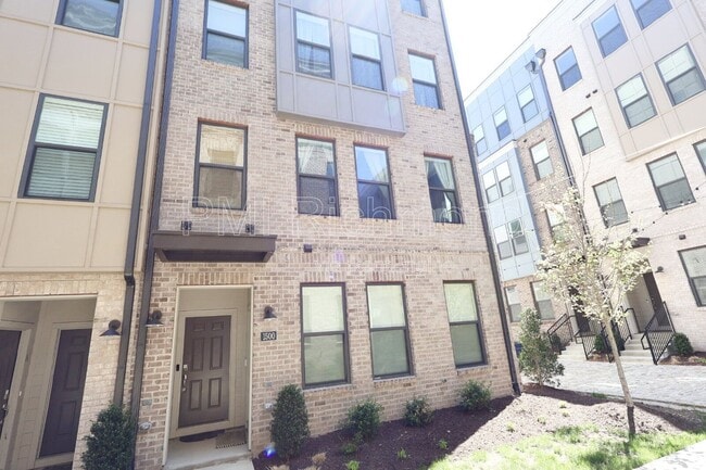 Photo - 1500 W Moore St Apartment