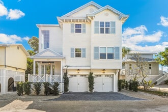 Building Photo - 1874 18th St