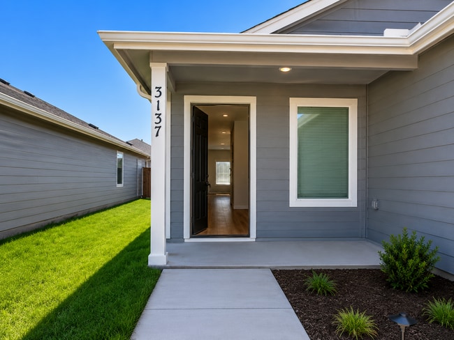 Building Photo - 3137 Campeiro Ave