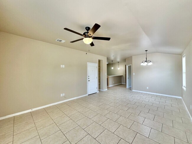 Foto del edificio - 4306 Ivory Ln