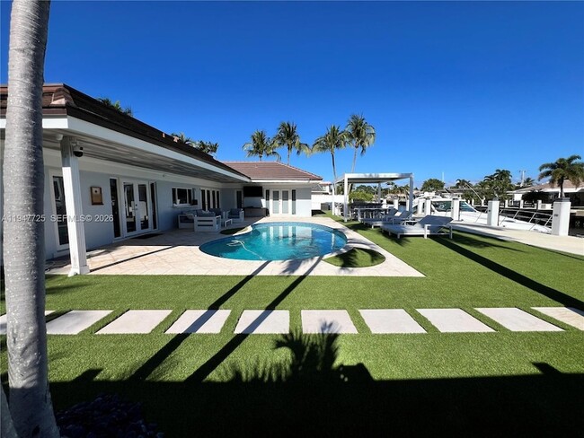 Foto del edificio - 5510 Bayview Dr