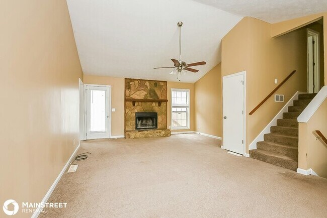 Foto del edificio - 4372 Lakeside Hills Way NE, Kennesaw, GA 3...