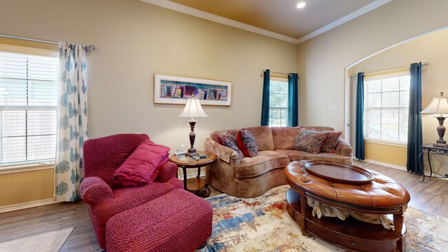 Foto del edificio - 3819 Black Hawk Ln