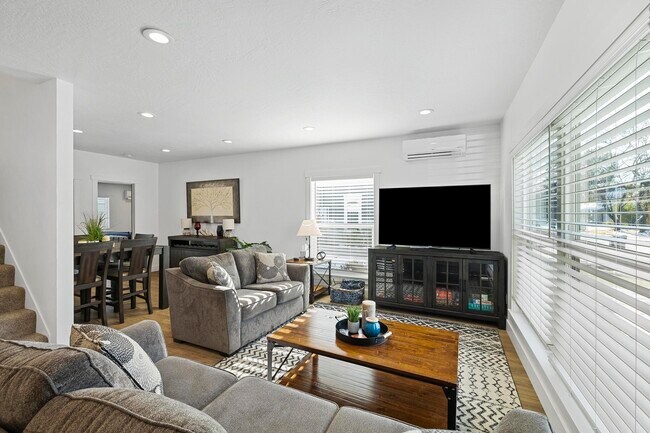 Foto del edificio - 828 6th St