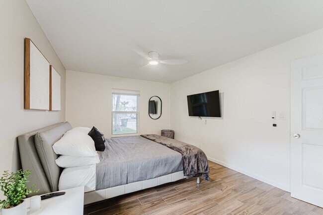 Foto del edificio - 1041 SW 4th Ave