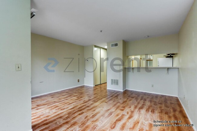 Foto del edificio - 480 Bollinger Canyon Ln