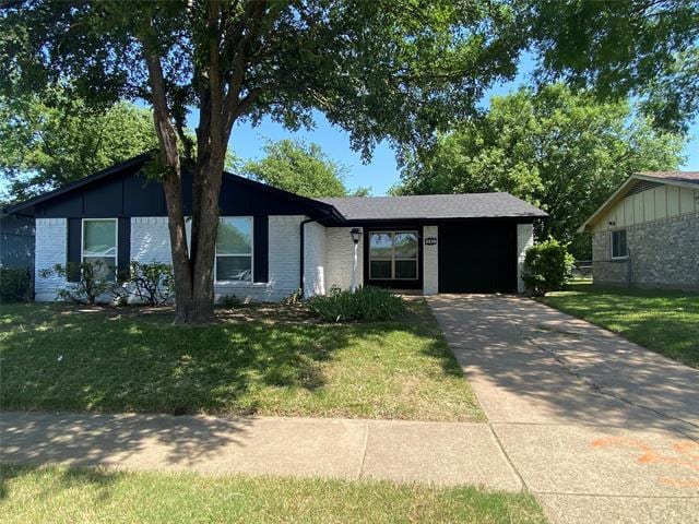 Primary Photo - 3510 Pacesetter Dr