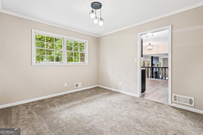 Foto del edificio - 1056 Mandalay Ct SW
