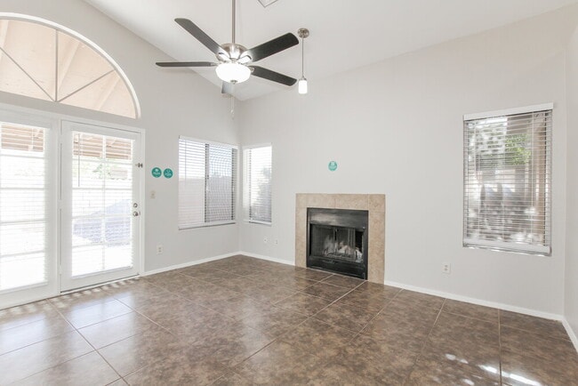 Building Photo - 7317 W Greer Ave