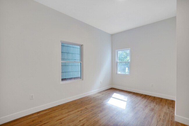 Building Photo - 59 Gardner Ave