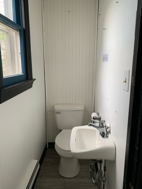 Bathroom - 531 W Main St