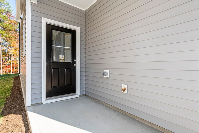 Building Photo - 6906 Doddridge Ln