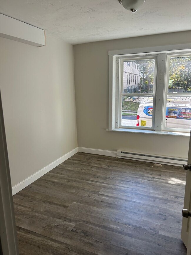 Foto del edificio - 1A Hitchcock Rd