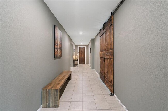 Vestíbulo - 3060 Freeman Park Dr