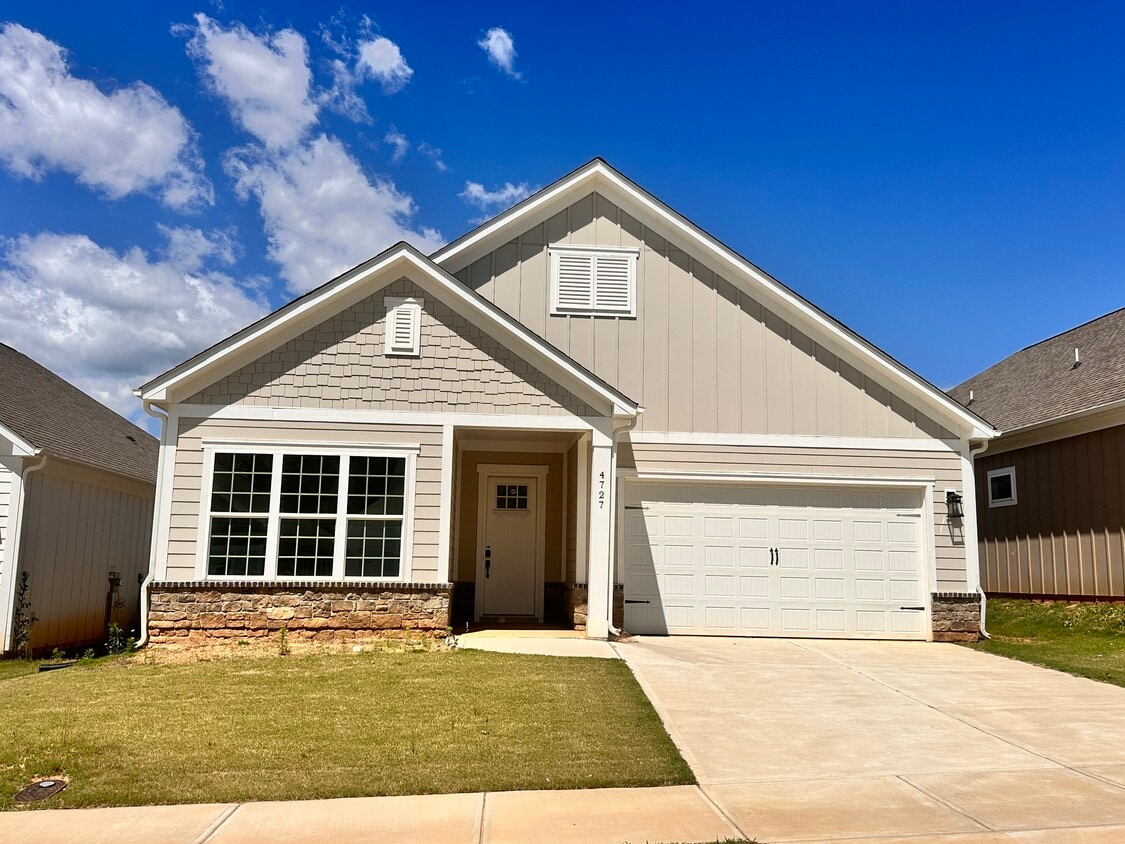 Primary Photo - 4727 Anise Cir