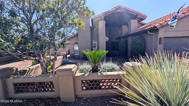 Building Photo - 64275 E Orangewood Ln