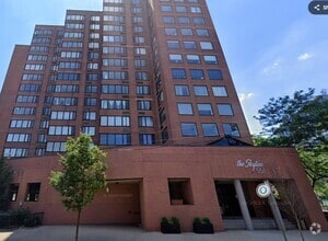 Building Photo - 551 Observer Hwy