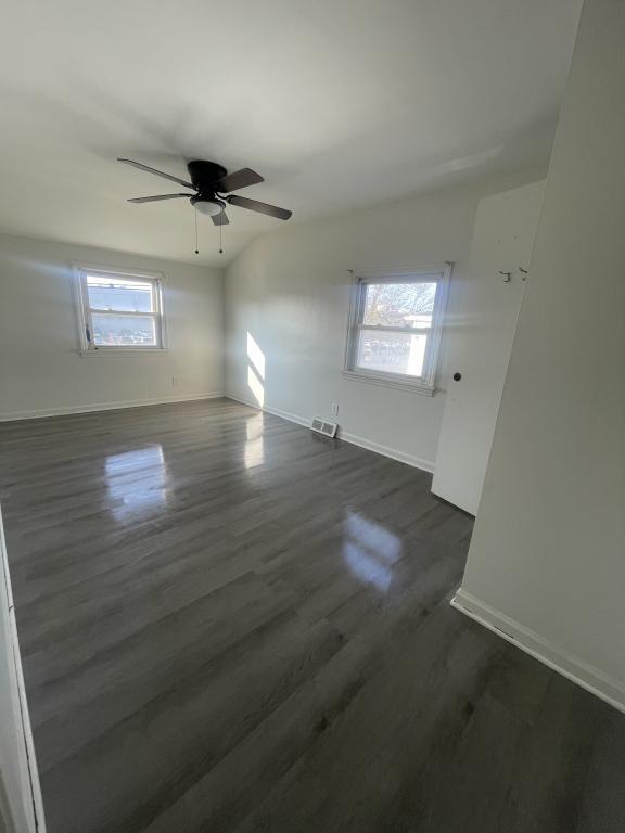 Foto del edificio - 326 Northland Ave