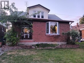 Building Photo - 1066 Shepherd St E