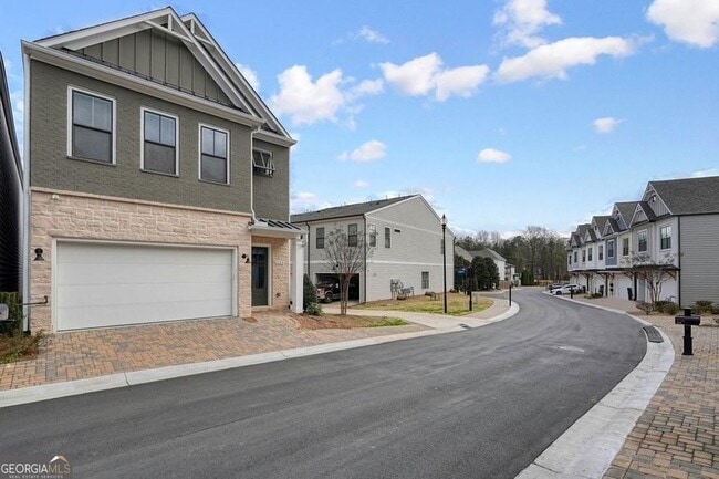 Photo - 123 Village Green Ave House