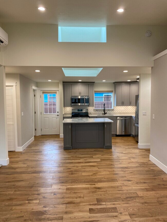 Foto del edificio - 710 E 22nd Ave