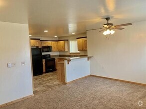 Building Photo - 3726 Travertine Way