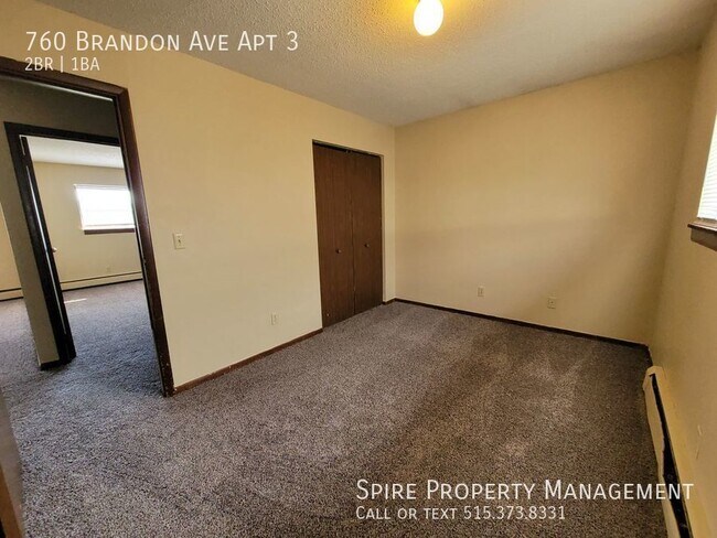 Foto del edificio - Hiawatha 2 bedroom 1 bath, heat and water ...