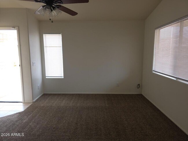 Building Photo - 16536 W Moreland St