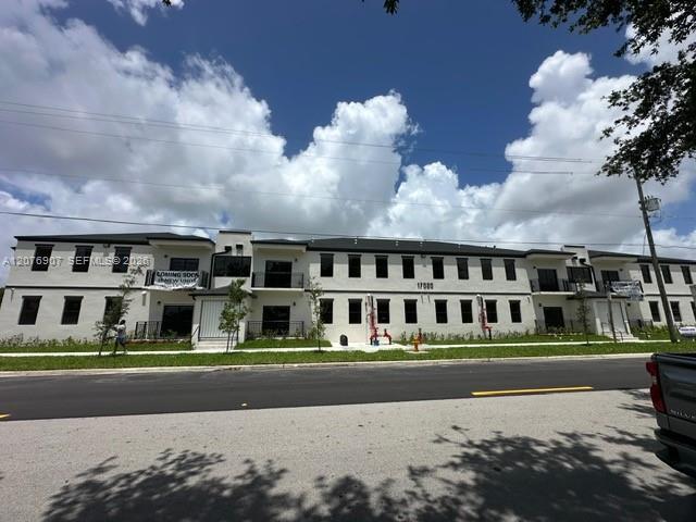 Foto del edificio - 17020 SW 104th Ave