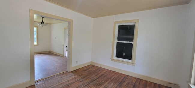 Building Photo - 4129 Lamar Ave