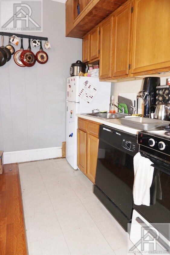 17 Aberdeen St, Boston, MA 02215 Condo for Rent in Boston, MA