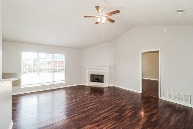 Building Photo - 2708 Baird Dr