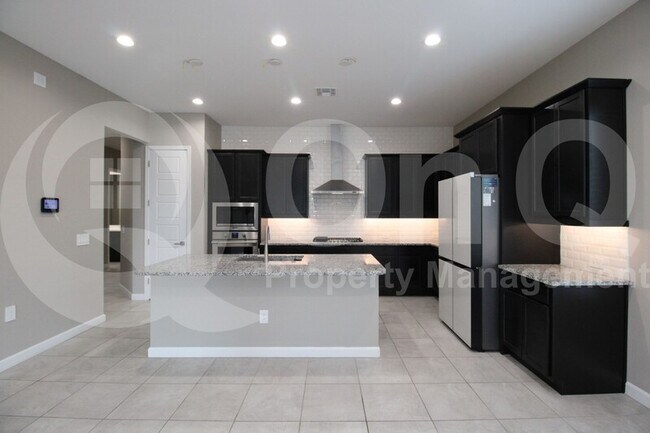 Foto del edificio - 10525 W Deanna Dr