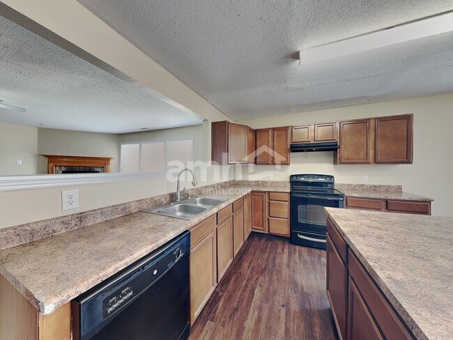 Foto del edificio - 8339 Firefly Way