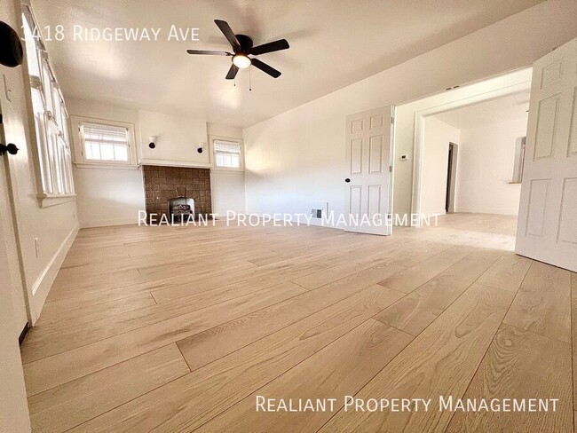 Building Photo - Beautiful, Newly Renovated 3-Bedroom, 1 Ba...