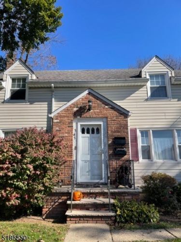Foto principal - 365 Forest Rd