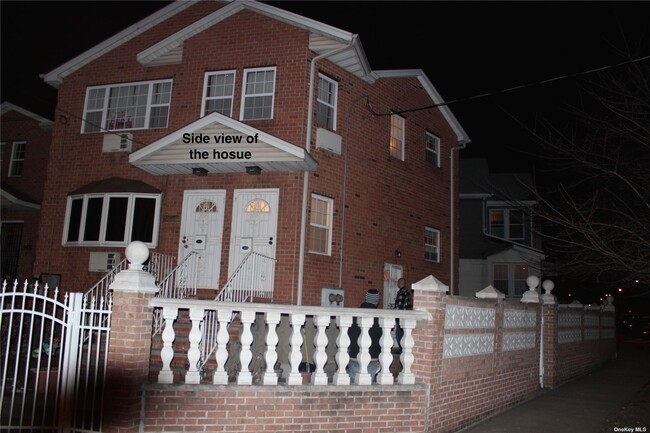 Building Photo - 94-35 103rd Ave