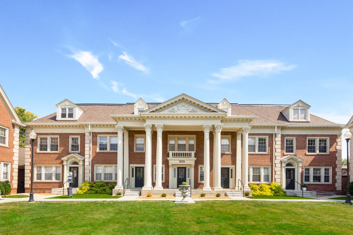 Foto principal - Buckingham & Balmoral