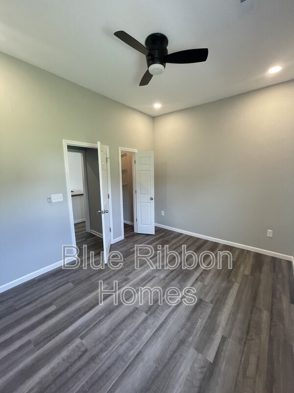 Foto del edificio - 1616 8th Ave