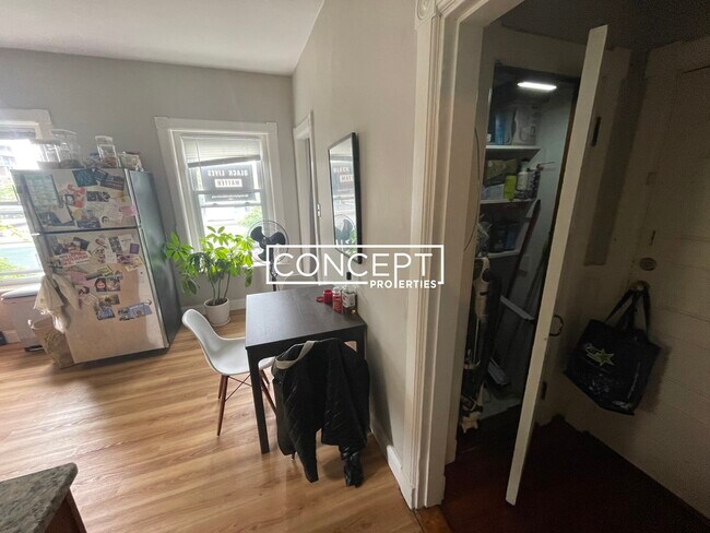 Building Photo - 900 Mass Ave. Unit 6CP