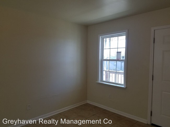 Building Photo - 850-852 Arlington Ave