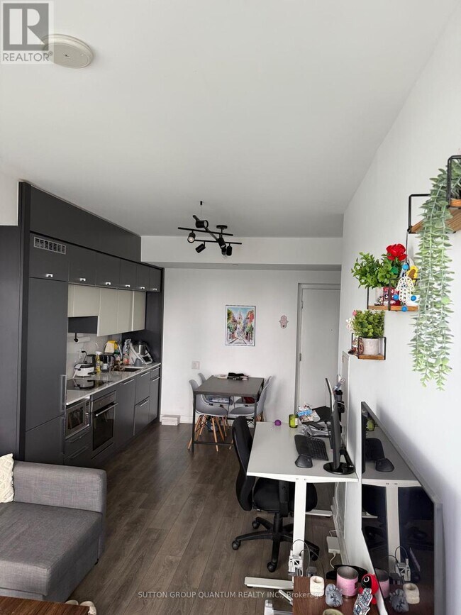 Photo du bâtiment - 15 Grenville St